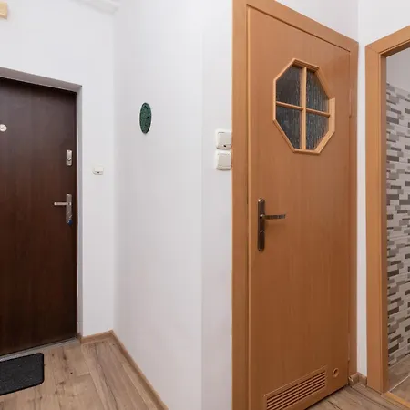 Wladyslawa Iv Studio For 4 Guests By Renters グディニャ
